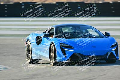 media/Nov-02-2025-Speed Ventures (Sun) [[61724e2e34]]/Orange/Session 4/